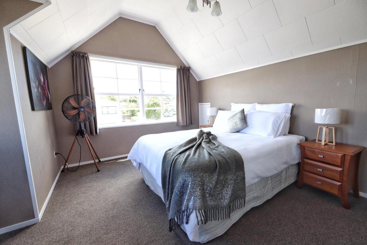 2Mins To Lakefront Family Retreat Taupo Exterior foto