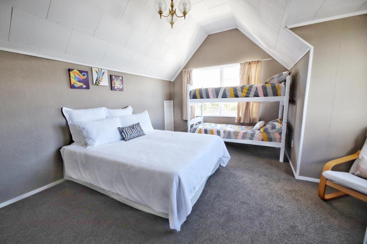 2Mins To Lakefront Family Retreat Taupo Exterior foto